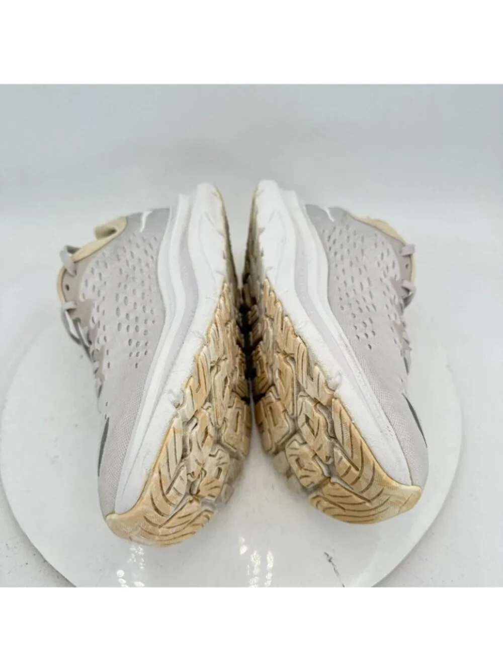 Hoka One One hoka one